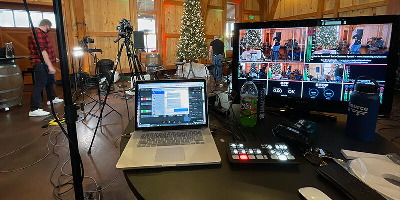 Live Stream Live Stream